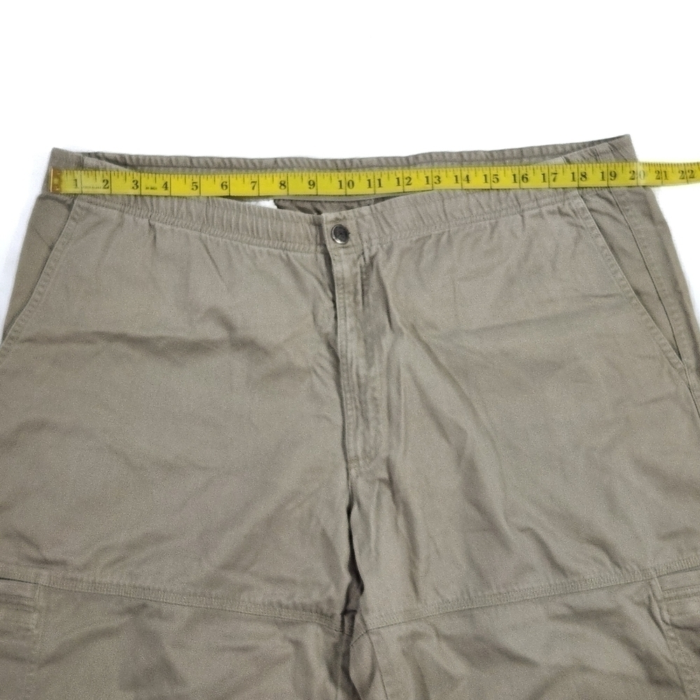 BROWN Cargo Shorts - Picture 7 of 9